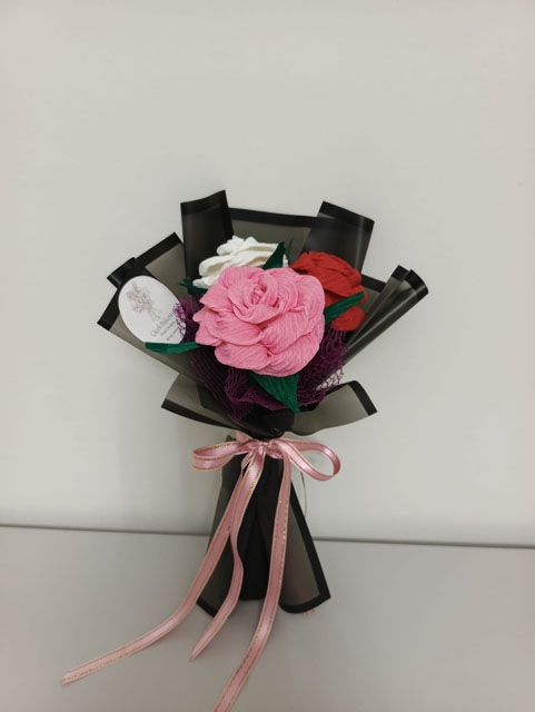 Pembe Beyaz Kırmızı